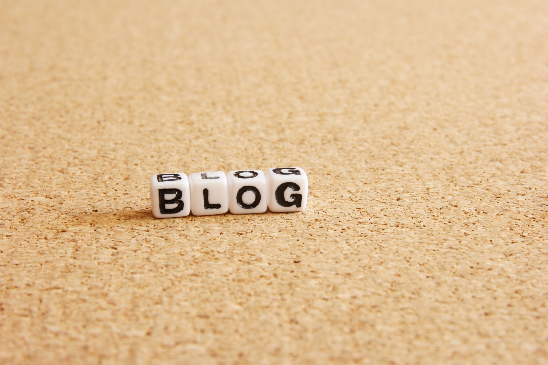 企業ブログの効果を上げるには？ブログ記事代行の基礎知識と注意点