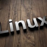 Linuxとは？できることやメリットを初心者向けに解説！
